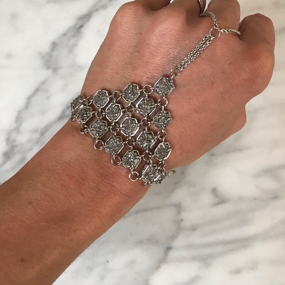 Kendra Scott Drusy Hand chain